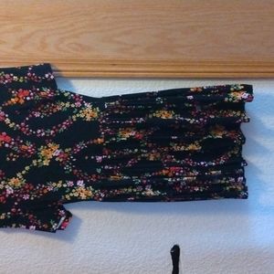 Cute flower print dress 🌺